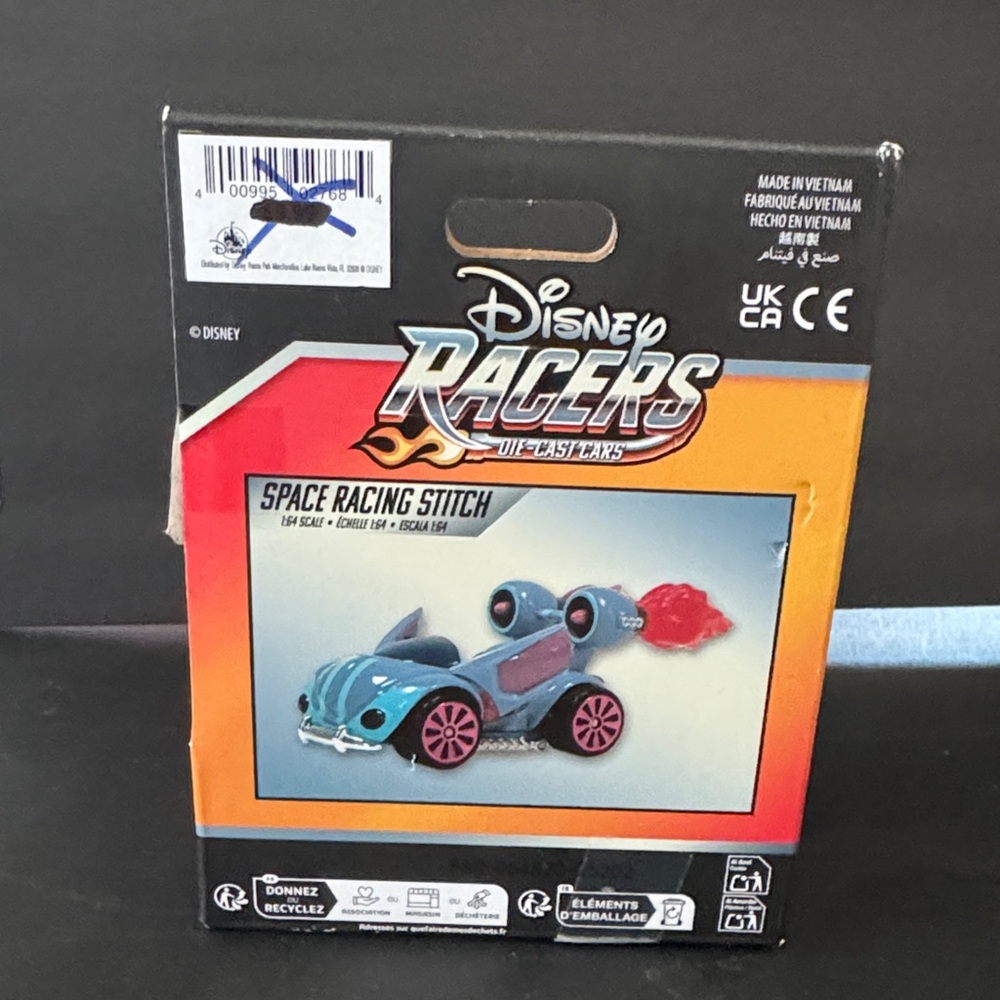 Disney Racers Die Cast Cars Space Racing Stitch NIP New 1:64 Scale - Picture 3 of 11